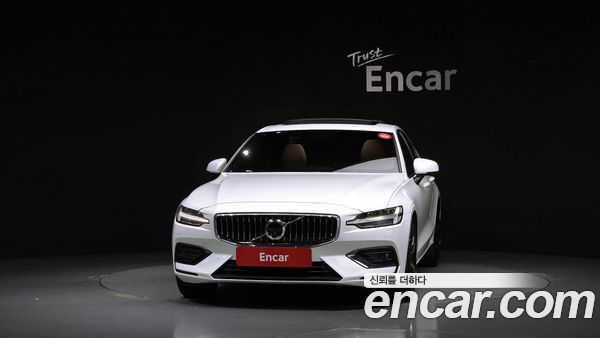 Volvo S60 2021, фото 3