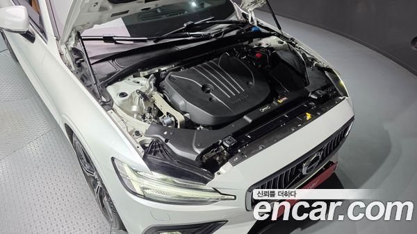 Volvo S60 2021, фото 6
