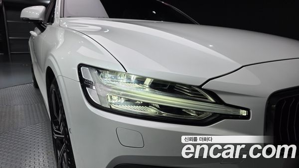 Volvo S60 2021, фото 8