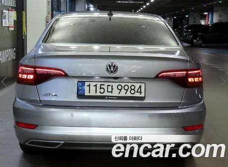 Volkswagen Jetta 2021, фото 5