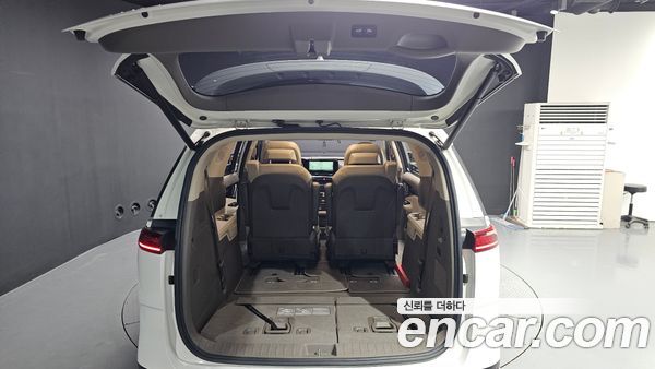 Kia Carnival 2023, фото 26