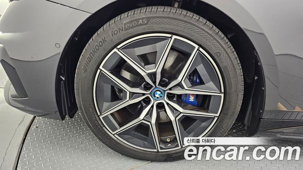 BMW i5 2024, фото 5