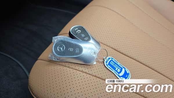 Mercedes-Benz E-Class 2026, фото 31
