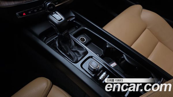 Volvo XC60 2020, фото 11