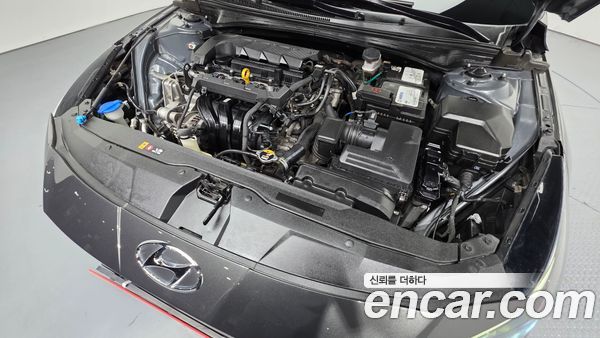 Hyundai Elantra 2021, фото 6