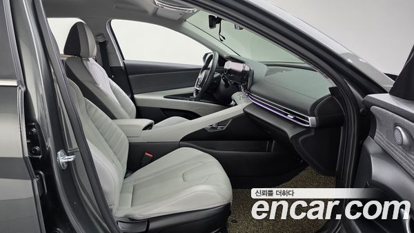 Hyundai Elantra 2021, фото 16