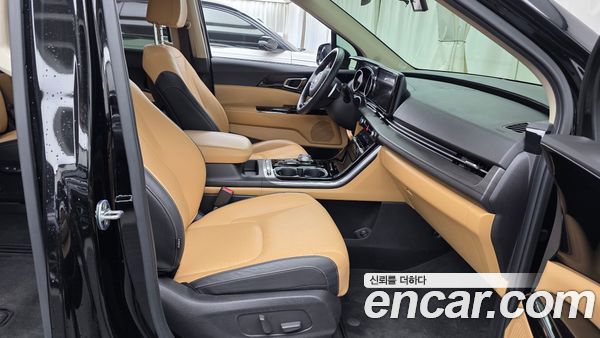 Kia Carnival 2021, фото 16