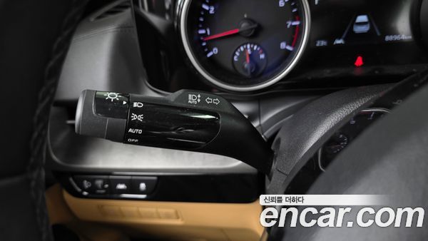 Kia Carnival 2021, фото 29