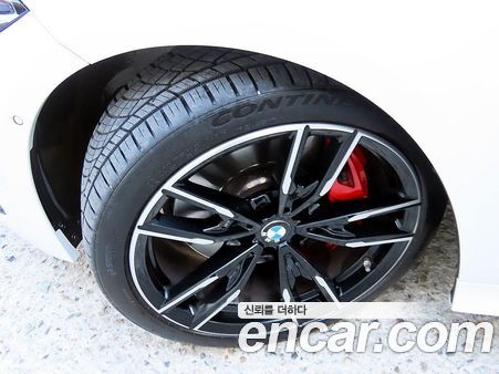 BMW 3 Series 2025, фото 5