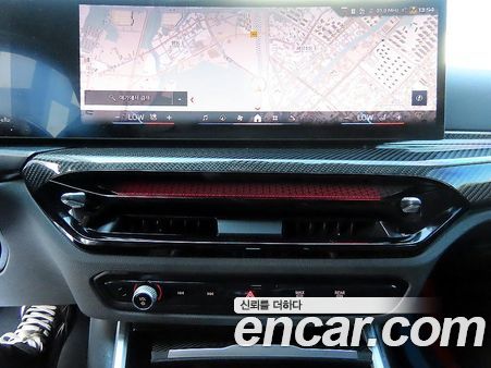 BMW 3 Series 2025, фото 14