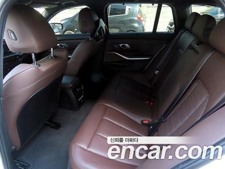 BMW 3 Series 2025, фото 20