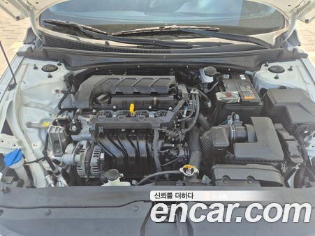 Hyundai Elantra 2024, фото 5