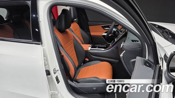 Mercedes-Benz GLC 2026, фото 16