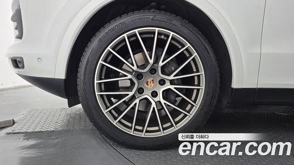 Porsche Cayenne 2023, фото 5