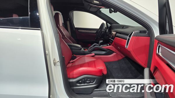Porsche Cayenne 2023, фото 16