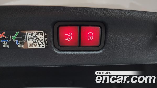 Mercedes-Benz C-Class 2024, фото 31