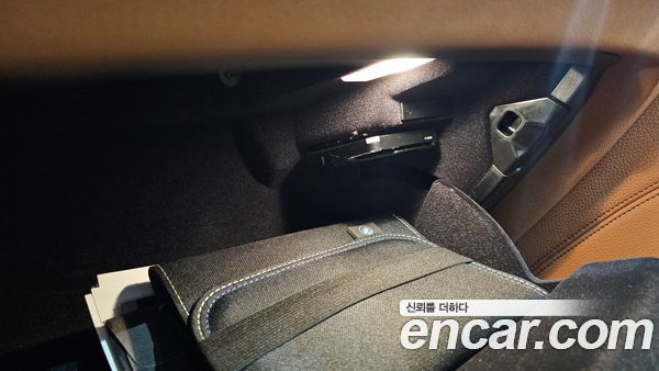 BMW 5 Series 2022, фото 31