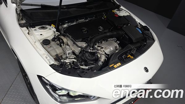 Mercedes-Benz CLA 2023, фото 6