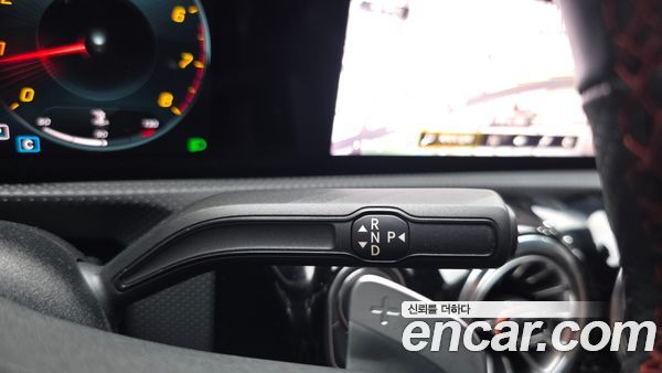 Mercedes-Benz CLA 2023, фото 9