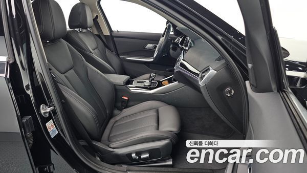 BMW 3 Series 2022, фото 15