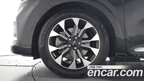 Kia Carnival 2021, фото 4