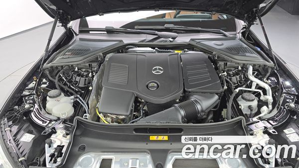 Mercedes-Benz E-Class 2026, фото 6