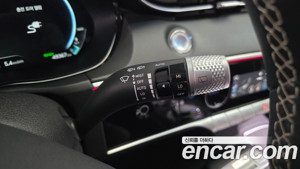 Genesis GV70 2022, фото 30