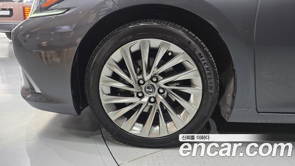 Lexus ES 2024, фото 5
