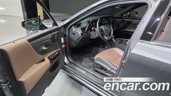 Lexus ES 2024, фото 13