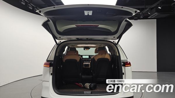 Kia Carnival 2023, фото 26