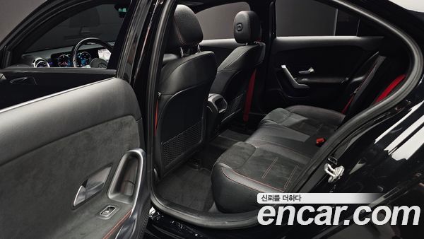 Mercedes-Benz A-Class 2021, фото 16