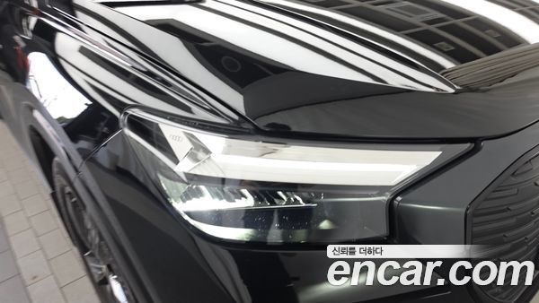 Audi Q4 e-tron 2022, фото 7