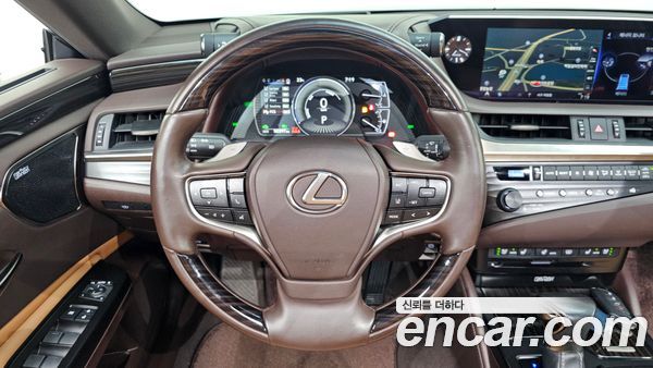Lexus ES 2020, фото 19