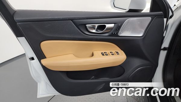Volvo V60 2024, фото 14