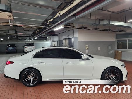 Mercedes-Benz E-Class 2026, фото 6