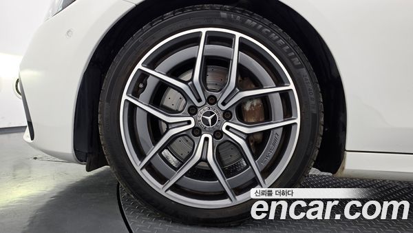 Mercedes-Benz E-Class 2021, фото 5