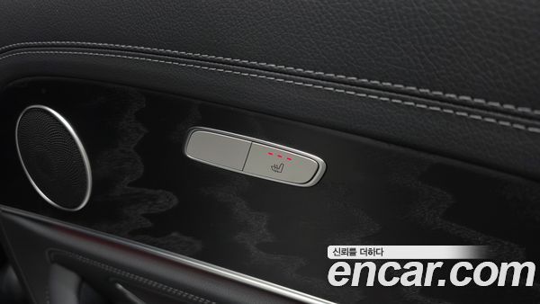 Mercedes-Benz E-Class 2021, фото 35