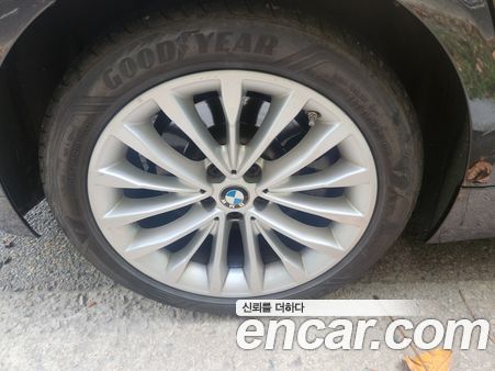 BMW 5 Series 2020, фото 5