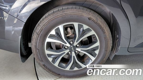 Kia Carnival 2023, фото 5