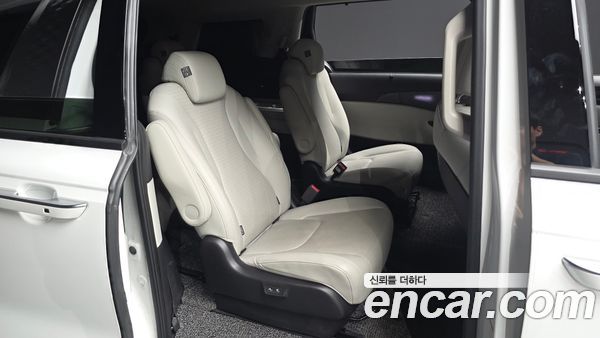Kia Carnival 2023, фото 17