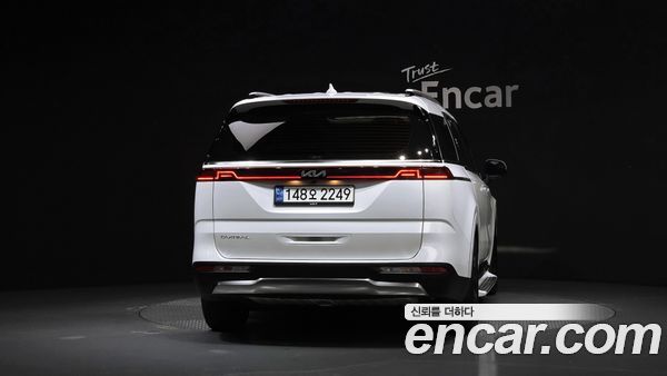 Kia Carnival 2023, фото 4