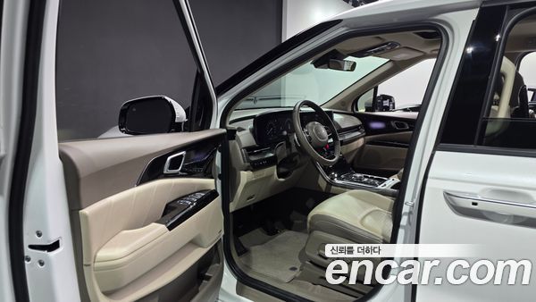 Kia Carnival 2023, фото 10