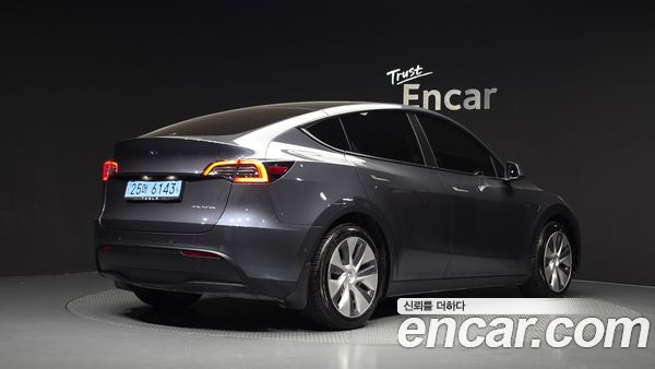 Tesla Model Y 2021, фото 2