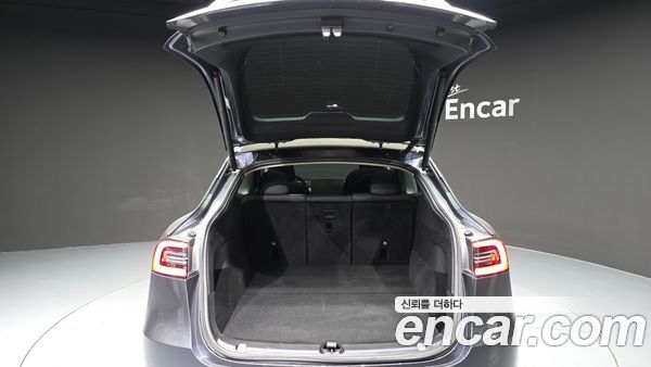 Tesla Model Y 2021, фото 20