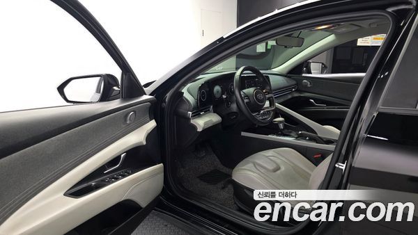 Hyundai Elantra 2021, фото 13