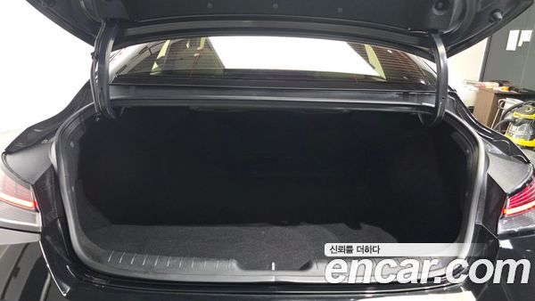 Hyundai Elantra 2021, фото 26