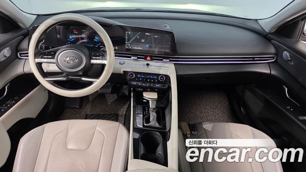 Hyundai Elantra 2022, фото 10