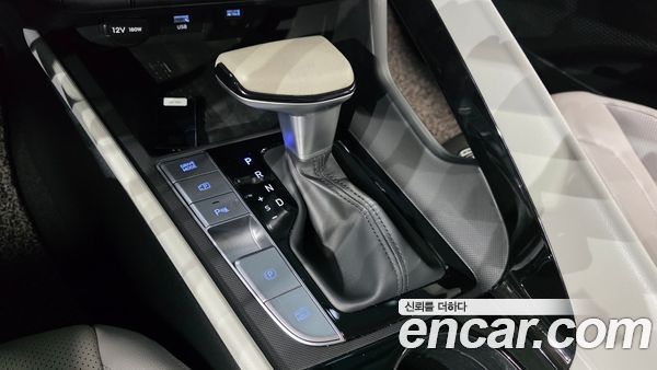 Hyundai Elantra 2022, фото 12