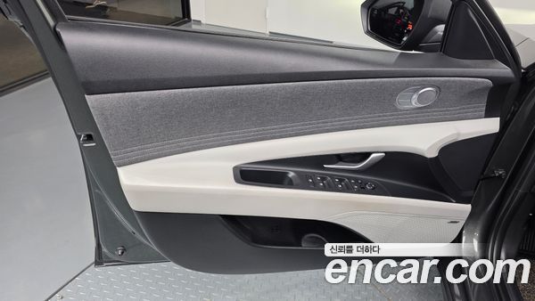 Hyundai Elantra 2022, фото 14