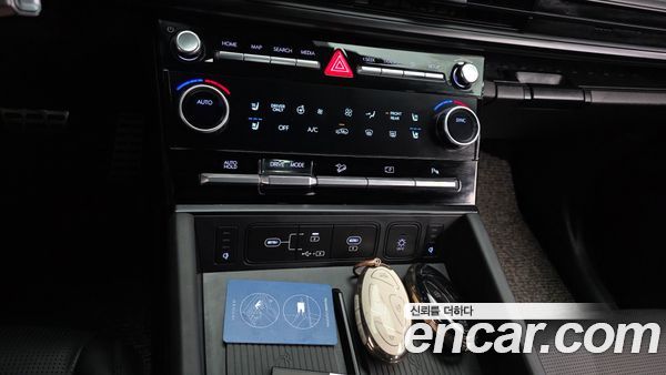 Hyundai Santa Fe 2025, фото 20